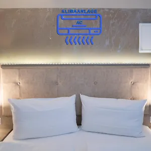 Hotel Alpha&omega - Airconditioned, Stoccarda